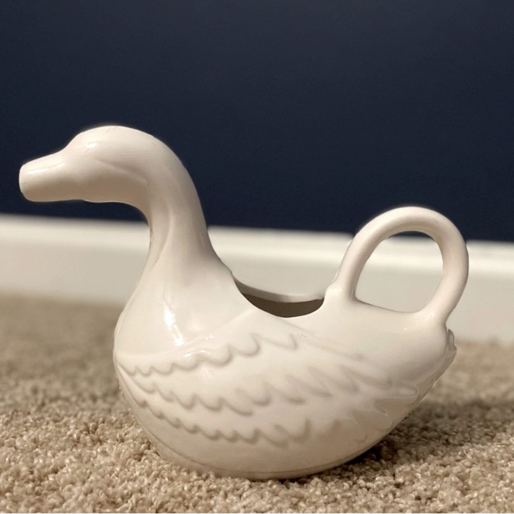 COPY - NWOT Ceramic Swan Watering Vessel